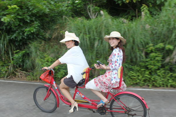 寶安時代美容美發(fā)化妝學(xué)校南澳游